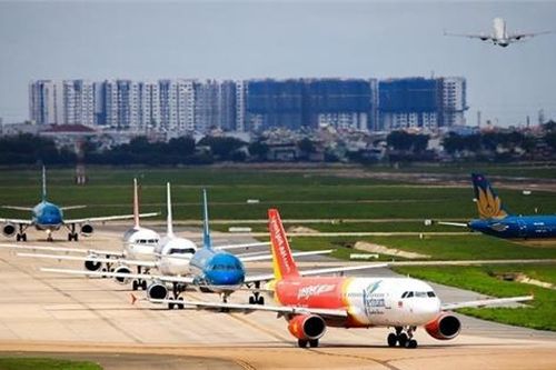 Du lịch, hàng không hấp hối sau cú đấm liên hoàn từ Covid-19