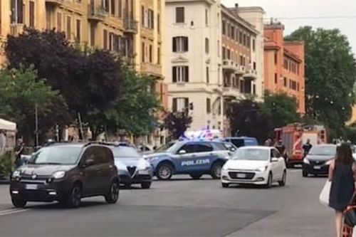 SỐC: Trận đấu giữa Italia vs Thụy Sĩ suýt bị đánh bom, nghi do Mafia phá hoại | EURO 2020