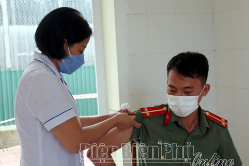Dồn tổng lực tiêm chủng vắc xin Covid-19 đợt 3