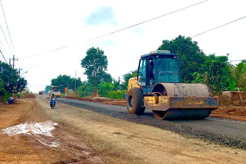 Hội đồng nhân dân tỉnh xem xét phân bổ kế hoạch đầu tư công trung hạn