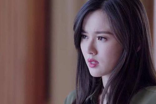 Ngủ gật cạnh đống quần áo bừa bộn, tôi bị mẹ chồng 'tặng' cho một cú tát trời giáng và màn ném vali ra khỏi nhà giữa đêm