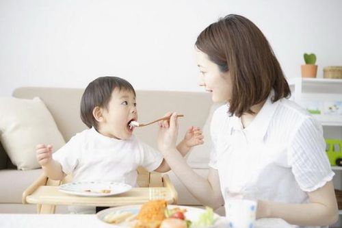 Cách cải thiện biếng ăn ở trẻ
