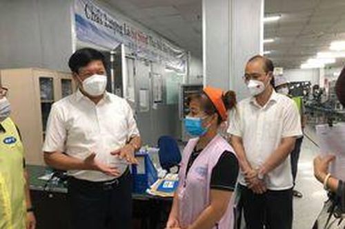 Doanh nghiệp, công nhân tại các khu công nghiệp phải ký cam kết phòng chống dịch