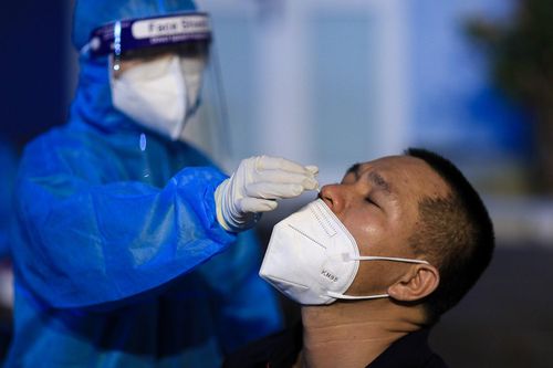 Gần 50.000 mẫu xét nghiệm Covid-19 ở TP.HCM đang chờ kết quả