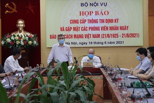 Tỉnh Vĩnh Phúc đã thu hồi quyết định bổ nhiệm Phó Giám đốc Sở Kế hoạch và Đầu tư 31 tuổi