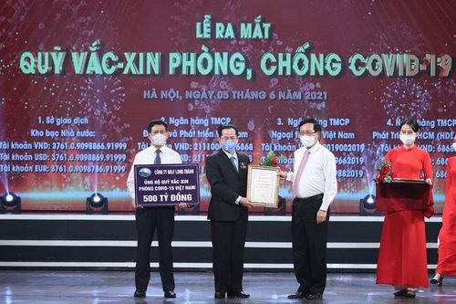 'Chìa khóa mở cánh cửa lớn để thoát ra khỏi đại dịch'