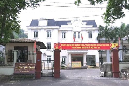 Dùng bằng bất hợp pháp, Chủ nhiệm Ủy ban Kiểm tra huyện bị kỷ luật