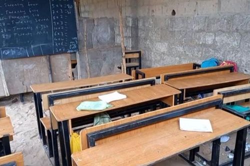 Tấn công trường học tại Nigeria, hơn 80 học sinh bị bắt cóc