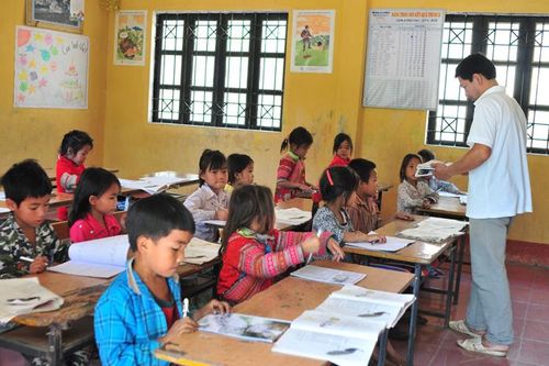 Nghiên cứu sửa đổi các chính sách hỗ trợ học sinh