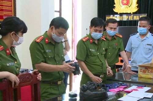 Triệt xóa đường dây vận chuyển, mua bán 5.600 viên hồng phiến và hơn 100g ma túy tổng hợp dạng đá