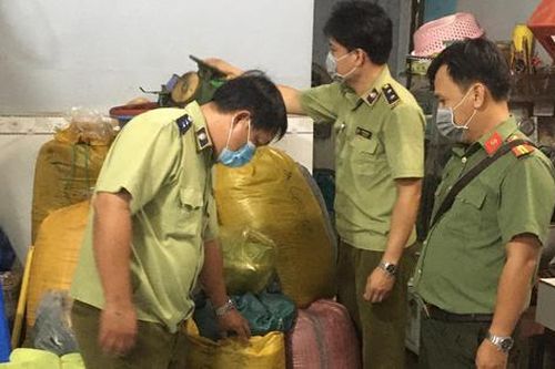 Triệt phá cơ sở sản xuất trà, cà phê giả mạo nhãn hiệu quy mô lớn