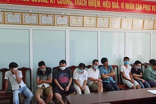 Triệt phá đường dây cá độ lớn trong mùa bóng đá