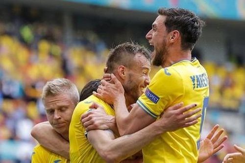 'Song sát' Ukraine lập kỷ lục chưa từng có ở EURO
