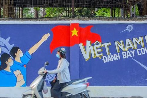 Con phố bích họa 'siêu đáng yêu' tuyên truyền chống dịch COVID-19