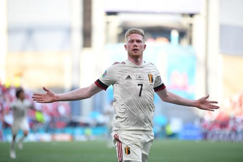 Kevin De Bruyne tỏa sáng đưa tuyển Bỉ vào vòng 1/8 EURO 2020