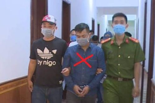 4 đối tượng bắt người trái pháp luật, dọa đưa ra nước ngoài bán thận để trả nợ