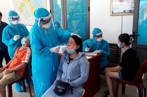 Hà Tĩnh ghi nhận 76 người dương tính SARS-CoV-2