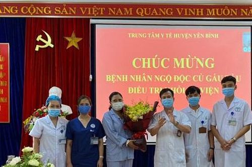 Ăn cháo ấu tẩu rồi đi viện cấp cứu