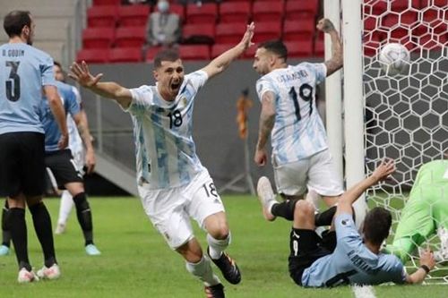 Argentina 1-0 Uruguay: Messi tiếp tục lập công lớn