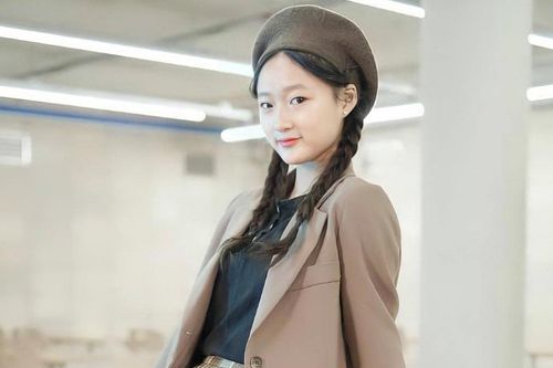 Nhóm nhạc Kpop có thành viên 13 tuổi