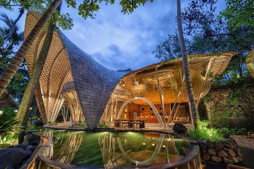 Khu nghỉ dưỡng toàn gỗ ở Bali