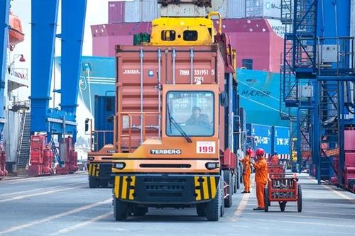 Chi phí logistics tăng, nhiều nhóm doanh nghiệp được hưởng lợi
