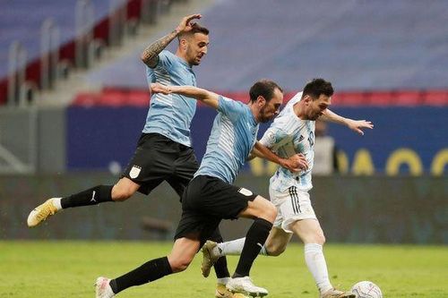 Argentina thắng trận đầu tiên tại Copa Armerica