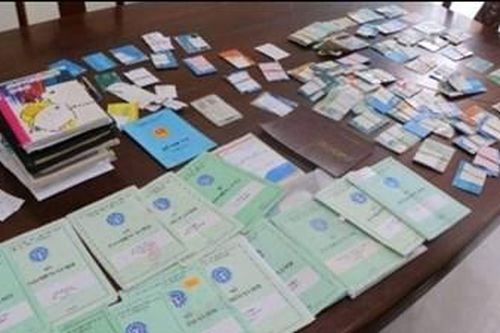 Khởi tố cặp vợ chồng cho vay nặng lãi, giữ thẻ ATM 'con nợ' để rút lãi