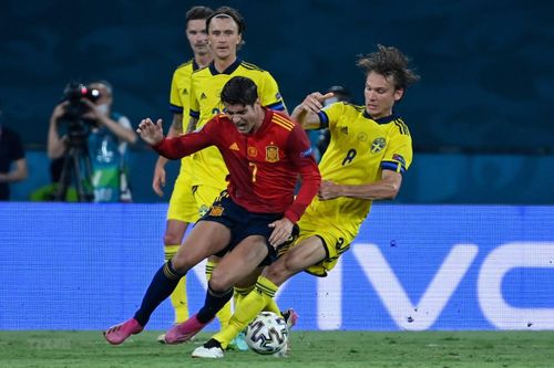 HLV Luis Enrique tiếp tục đặt niềm tin vào chân sút Alvaro Morata