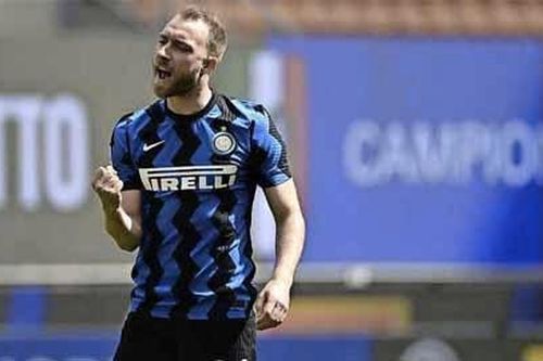 Eriksen hết cơ hội chơi bóng tại Italia khi cấy ghép máy khử rung tim
