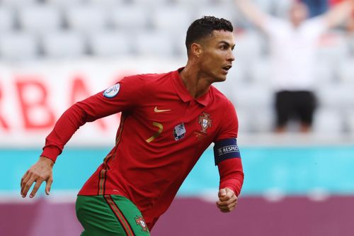 Ronaldo chạy 32 km/h để phá lưới tuyển Đức