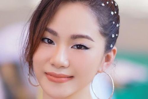 Bị chỉ trích việc nhắm mắt suốt buổi diễn, Lương Bích Hữu tiết lộ sự thật động trời