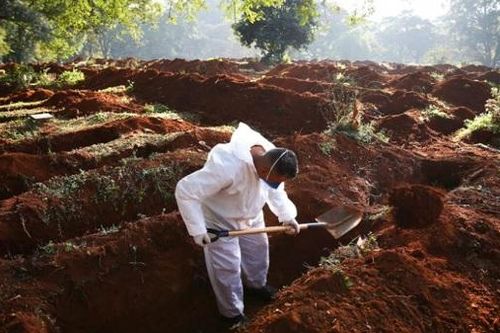 Brazil đang là 'điểm nóng' dịch bệnh COVID-19 của thế giới