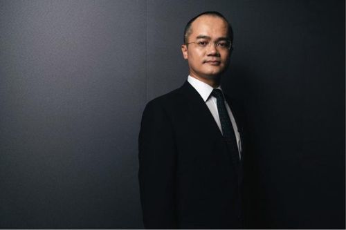 Trung Quốc cảnh cáo thêm một tỷ phú công nghệ khi đăng tải bài thơ gây ra cơn thịnh nộ trong xã hội