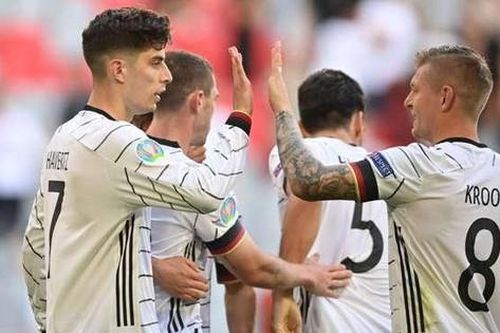 Xé lưới Bồ Đào Nha, Kai Havertz đi vào lịch sử tuyển Đức