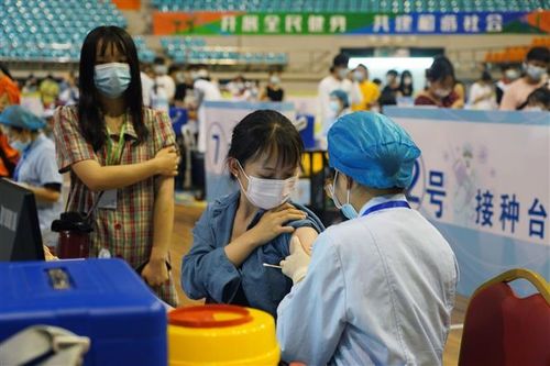 Dịch COVID-19: Trung Quốc đã tiêm chủng 1 tỷ liều vaccine