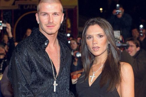Giới trẻ chuộng gu thời trang 20 năm trước của Victoria Beckham