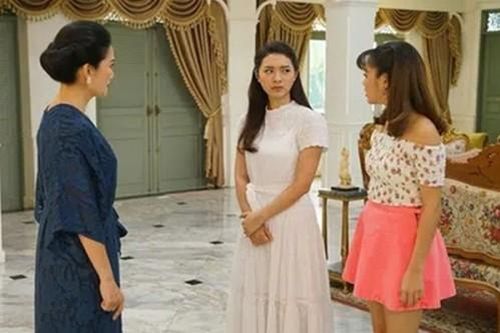 Mẹ chồng ốm 2 năm chỉ con dâu chăm, hết bệnh bà cho con gái hết tài sản