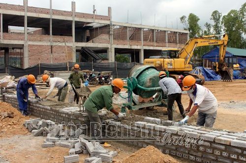 Trách nhiệm từ nhiều phía