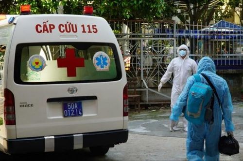 Quy trình chuyển người bệnh COVID-19 ở TP. HCM đến BV được phân công tiếp nhận