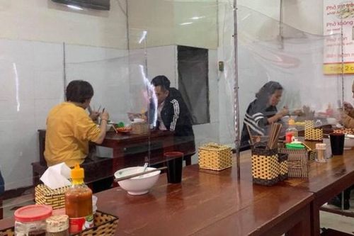 Từ 0h ngày 22/6, Hà Nội cho phép mở cửa trở lại dịch vụ ăn uống, cắt tóc gội đầu