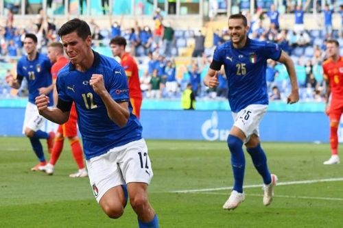 Đội tuyển Italy - Xứ Wales: Cùng vào vòng 1/8 EURO 2020, fan chỉ trích trọng tài vì thẻ đỏ với Ethan Ampadu
