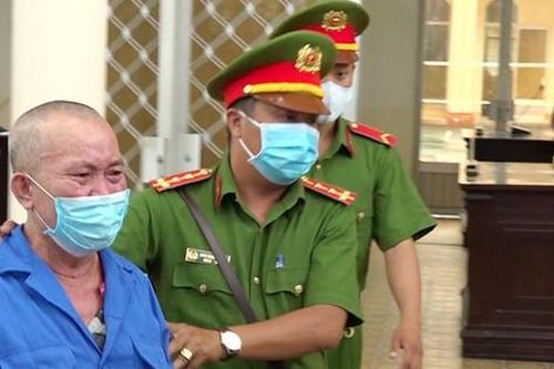 Hiếp dâm bạn của cháu nội, 'yêu râu xanh' lĩnh 15 năm tù