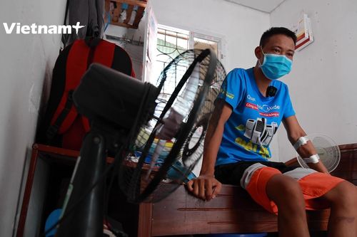 Nỗi niềm bệnh nhân tại 'xóm chạy thận' giữa đợt nắng nóng