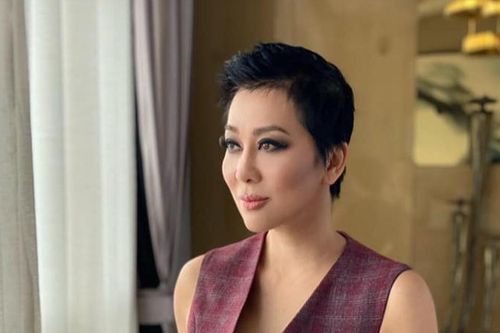 MC Kỳ Duyên cắt phăng mái tóc dài thành tóc tém, fan chê nhiều hơn khen