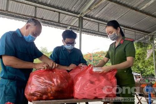 Thông qua Báo Công an TPHCM: Nghĩa tình người thành phố tiếp tục lan tỏa