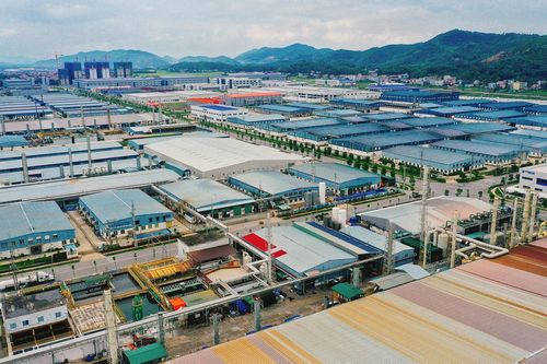 Bắc Giang đặt mục tiêu 130.000 công nhân đi làm lại vào cuối năm