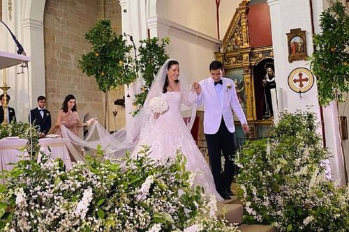 Người kế thừa Fendi mặc đồ Valentino tại đám cưới