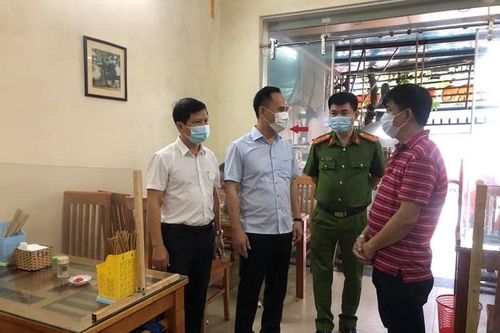 Huyện Quốc Oai: Hàng quán trầm lắng trong ngày đầu mở cửa đón khách trở lại