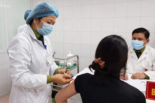 Hoàn tất tiêm thử nghiệm pha đầu của giai đoạn 3 đối với vaccine Nano Covax